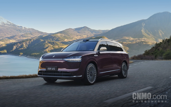 易融资 赛力斯公布方向盘折叠专利 可提高不同场景下的灵活性